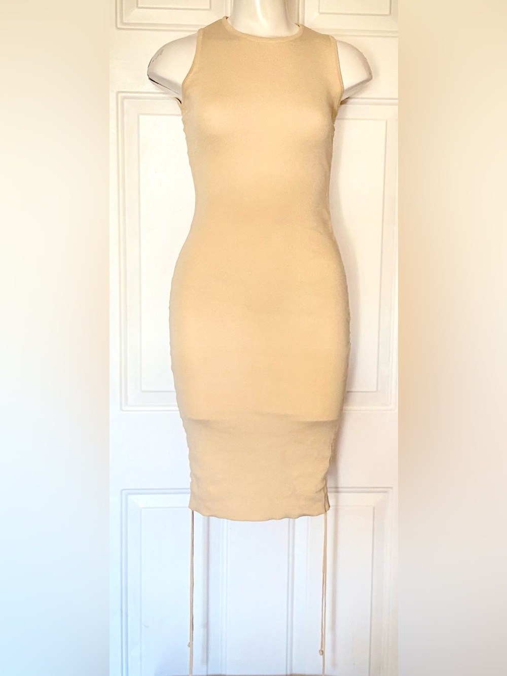 Tan Ribbed knit bodycon midi dress, Lioness, sleeveless tank style Women’s XS
